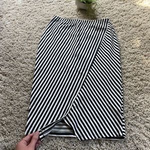 High waisted business slotted, tight long skirt